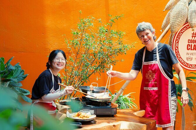 Experience Hanoi Cooking Class with Free Wine Tasting - Review of the Hanoi Cooking Class with Free Wine Tasting