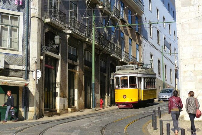 experience-historical-lisbon-city-tour