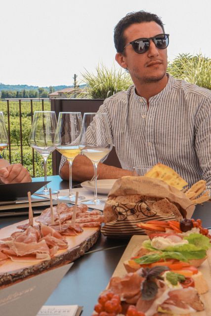 experience-in-valdobbiadene-winery-tour-wine-tasting