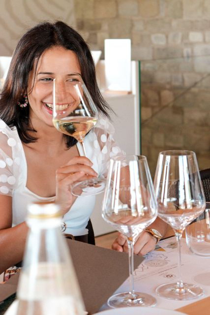 experience-in-valdobbiadene-winery-tour-wine-tasting