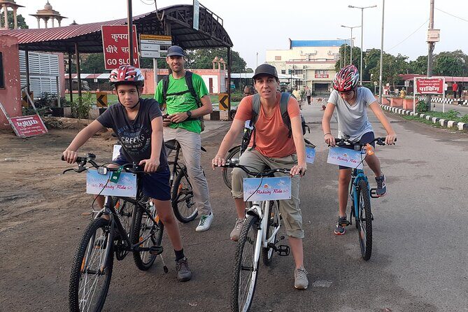 Experience Jaipur by Bike and Rickshaw Tour - Key Points
