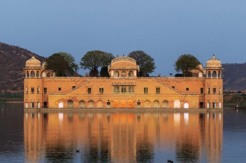 Experience Jaipur with Evening Tour by Car Including Dinner - Who This Tour Is Best For