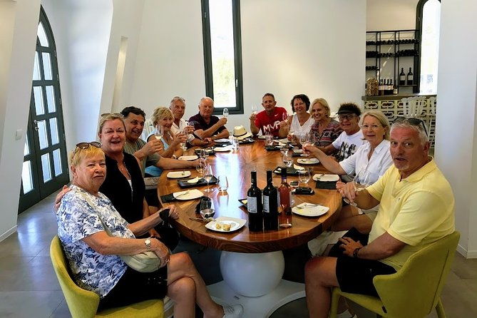 experience-like-a-local-santorini-food-and-wine-tasting