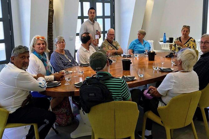 experience-like-a-local-santorini-food-and-wine-tasting
