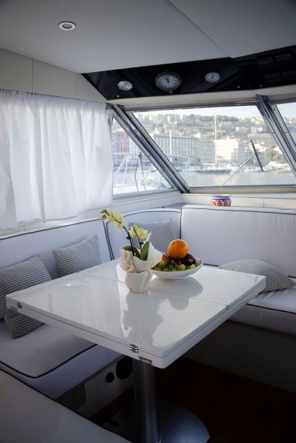 experience-luxury-at-sea-rent-your-yacht