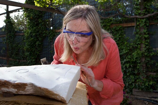 experience-marble-carving