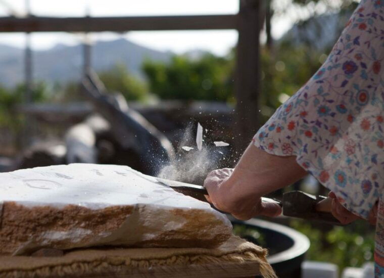 experience-marble-carving-naxos-island