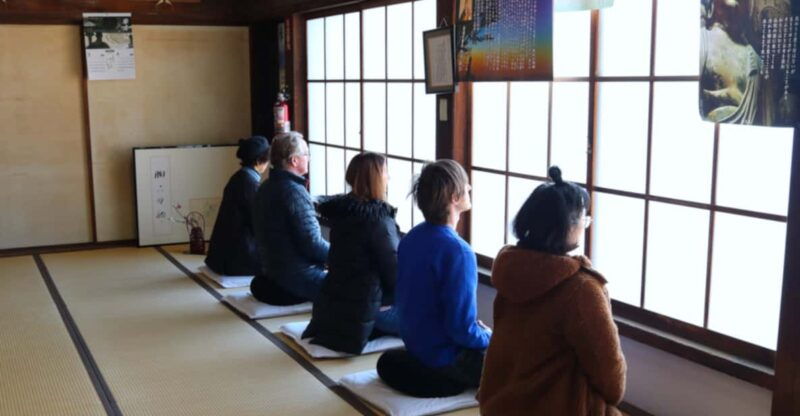 experience-meditation-at-shounji-temple-takehara-tadanoumi