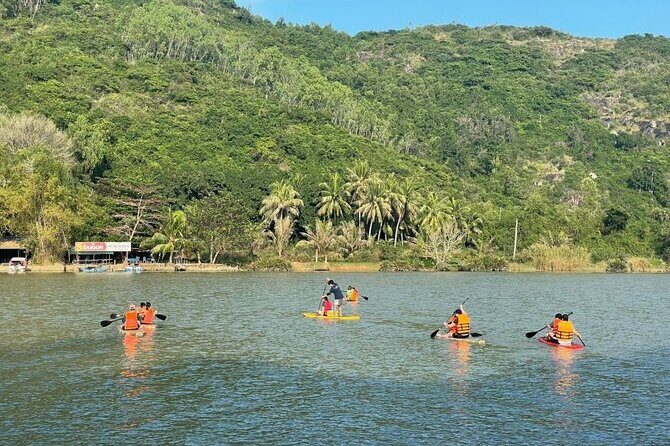 Experience Nha Trang Stand-up Paddleboard Sunset Tour - Who Should Consider This Tour?