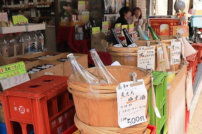 experience-old-local-tokyo-traditional-food-in-yanaka-ginza