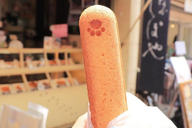 experience-old-local-tokyo-traditional-food-in-yanaka-ginza