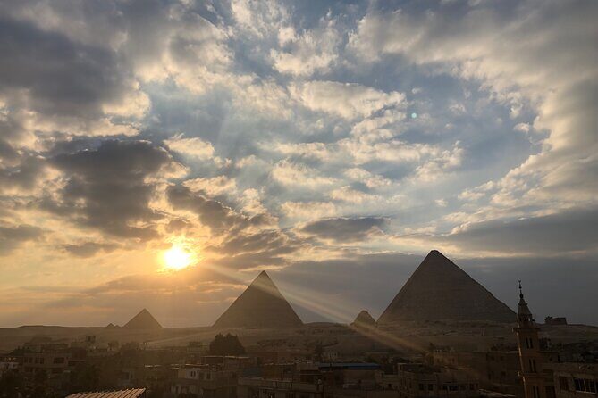 Experience Private Tour of Pyramids in Giza - Why Choose This Tour?