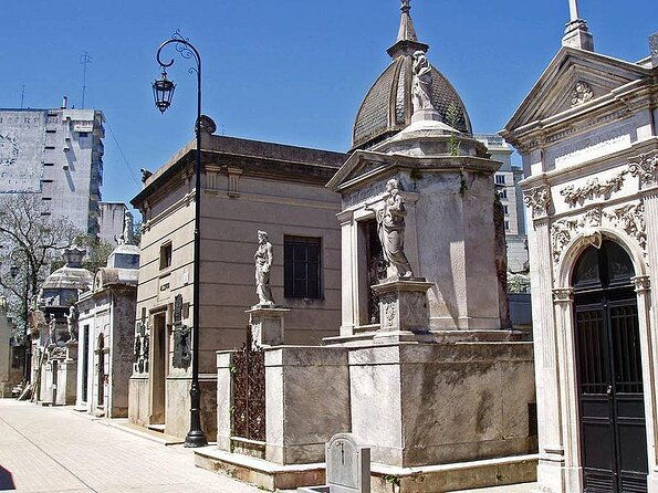 experience-recoleta-in-buenos-aires-little-paris