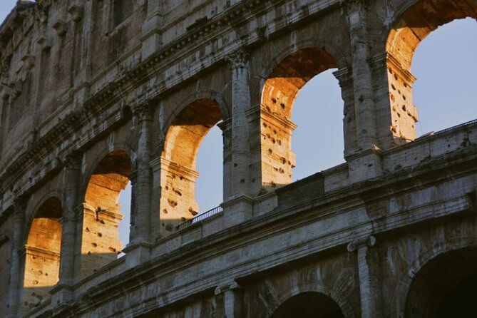 experience-rome-colosseum-forum-and-palatine-with-host