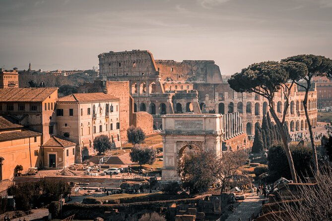 experience-rome-colosseum-forum-and-palatine-with-host