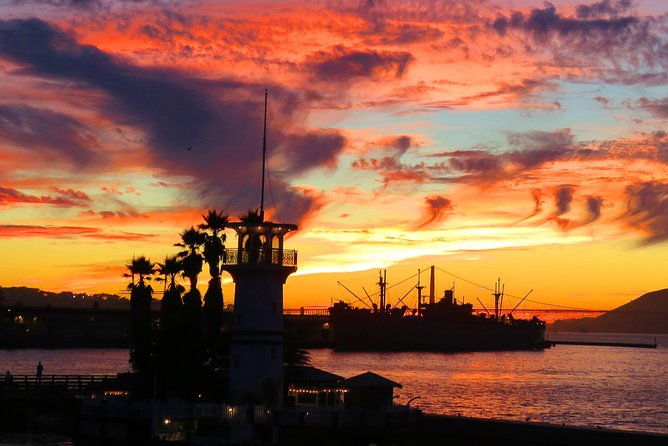 experience-san-francisco-at-night-in-a-luxury-suv