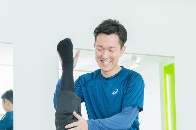 experience-shiatsu-stretch-in-japan