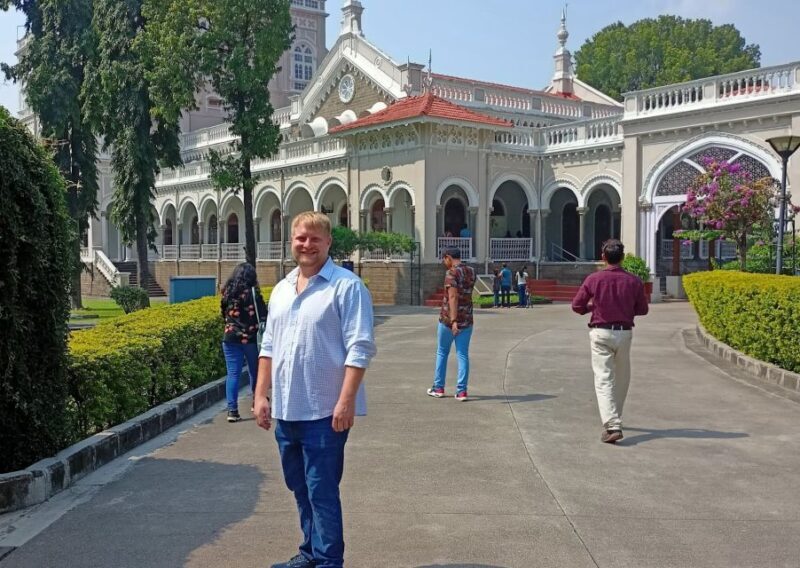 Experience Spiritual Culture in Pune with a local - 2 Hours - The Sum Up