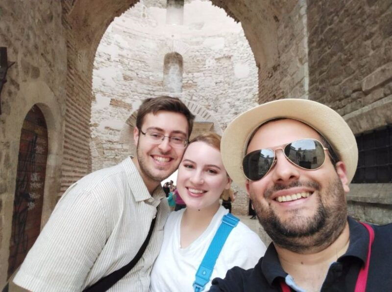 experience-split-history-tour-with-local-historian-private