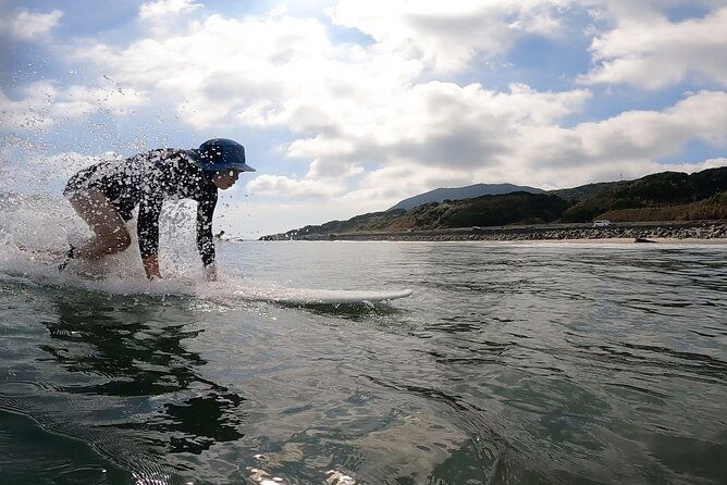 experience-surfing-lesson-in-nagoya-japan
