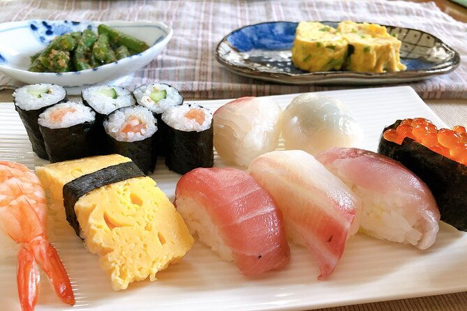 experience-sushi-making-class-in-tokyo