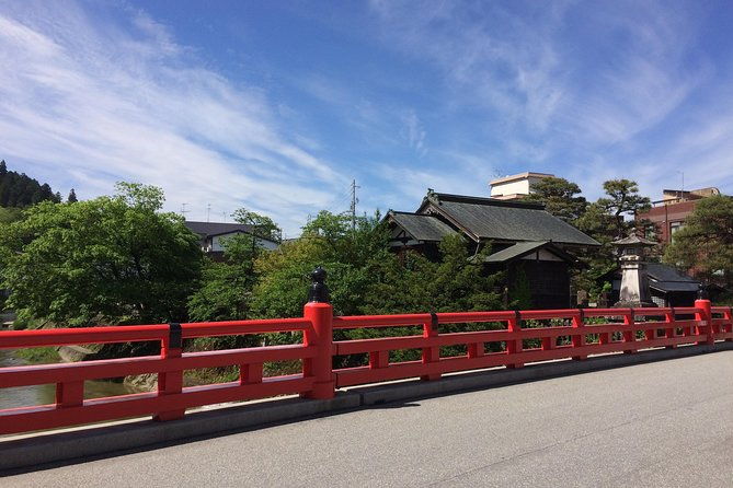 experience-takayama-local-sake-tasting-with-explanation-1-hour