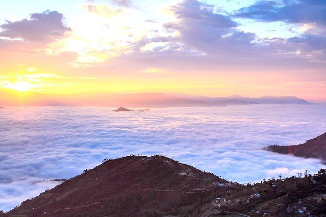 Experience the amazing Sunrise near Kathmandu - Key Points