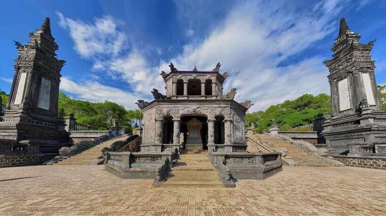 experience-the-best-of-hue-city-tour