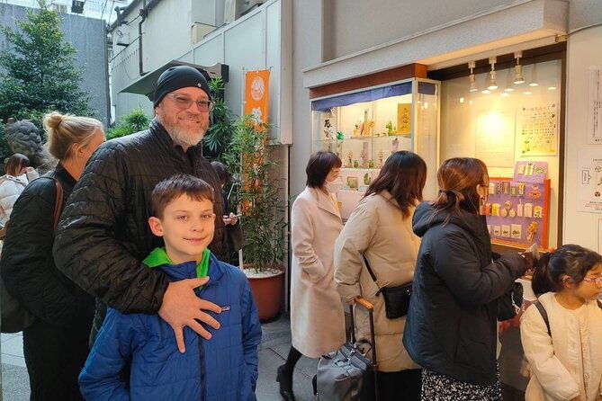 experience-the-flavors-of-shimbashi-with-a-local-guide