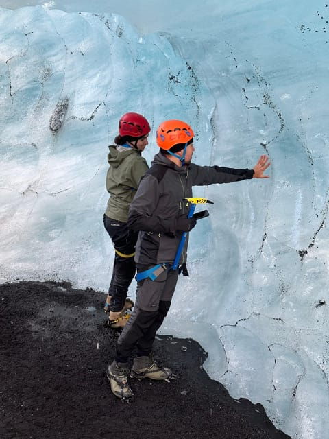 experience-the-glacier-in-micro-group