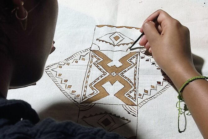 experience-the-indigenous-art-in-limas-shipibo-community