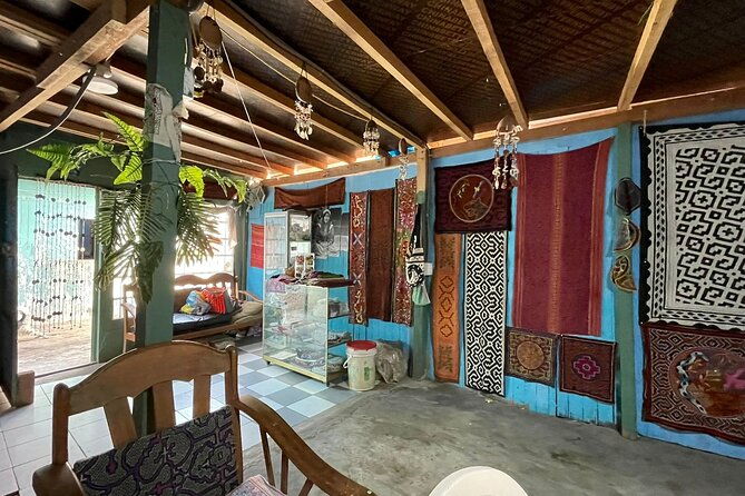 experience-the-indigenous-art-in-limas-shipibo-community