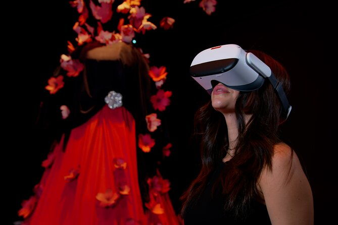 experience-the-queen-of-fado-at-ah-amalia-living-experience