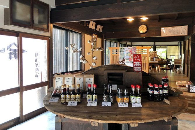 experience-the-shoyu-soy-sauce-making