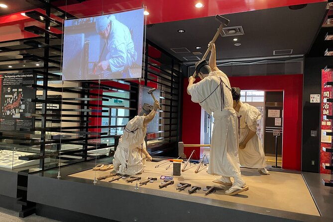 experience-the-soul-of-the-sword-smith-samurai-spirit-in-seki