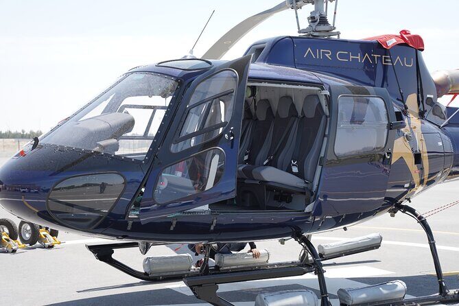 Experience thrilling Helicopter Ride in Dubai with Transfers - Exploring the Dubai Helicopter Tour: What to Expect