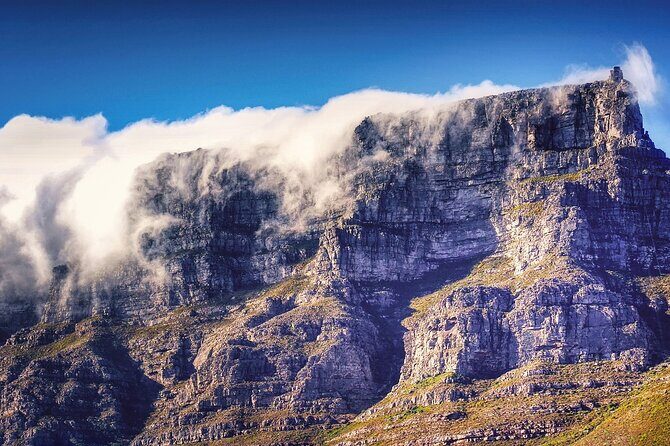 Experience views of Cape Town with Robben Island &Table Mountain full day tour - Exploring the Robben Island Experience