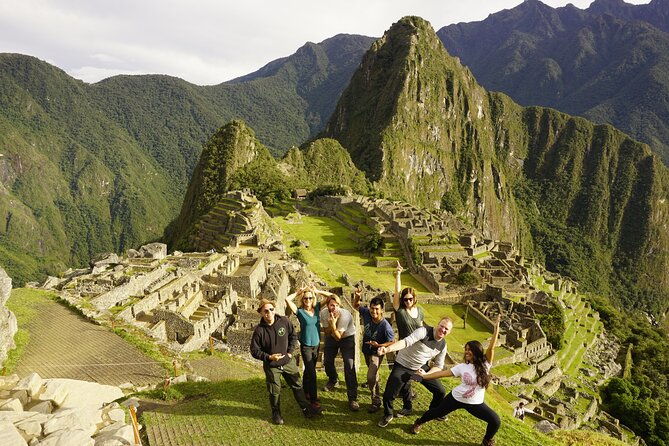 experince-unique-inca-trail-tour-to-machu-picchu-4-d-3n