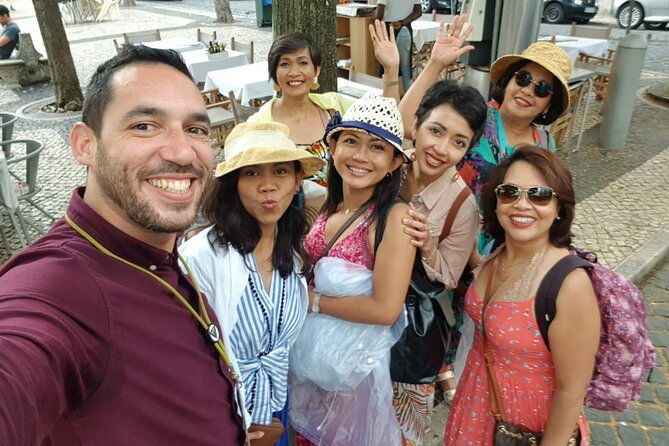 expert-guide-sintra-pena-palace-cape-roca-cascais