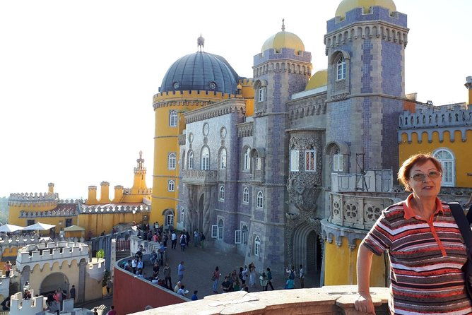 expert-sintra-qt-da-regaleira-guided-pena-palace-highlights