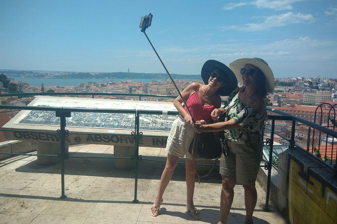 expert-tour-of-lisbon-in-private-eco-tuk-tuk-tuk