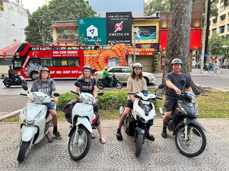 explore-5-districts-in-ho-chi-minh-city-by-motorbike