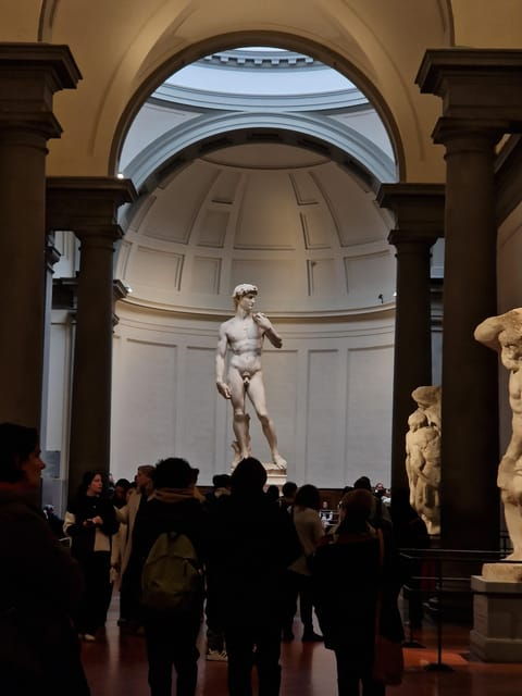 explore-accademia-gallery-on-free-museum-day