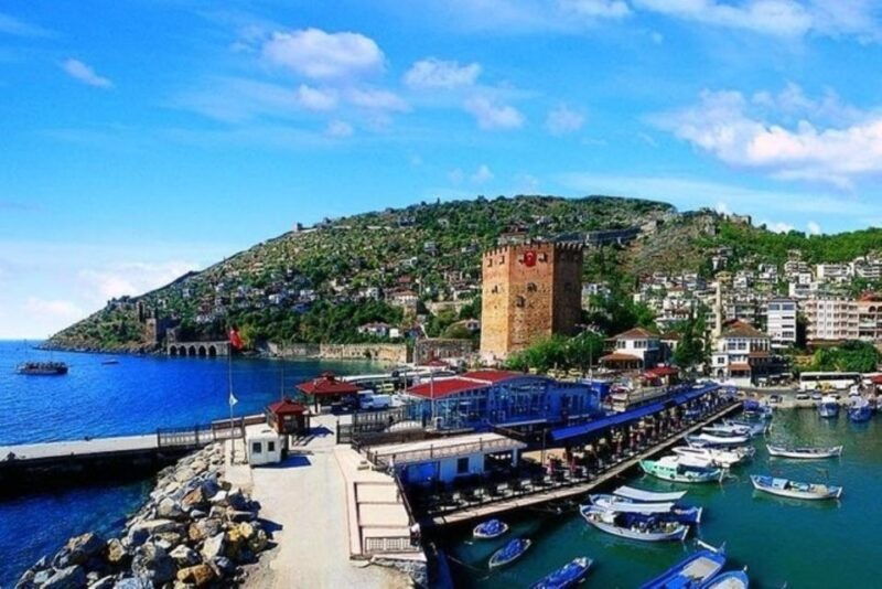 explore-alanyas-beauty-catamaran-boat-tour