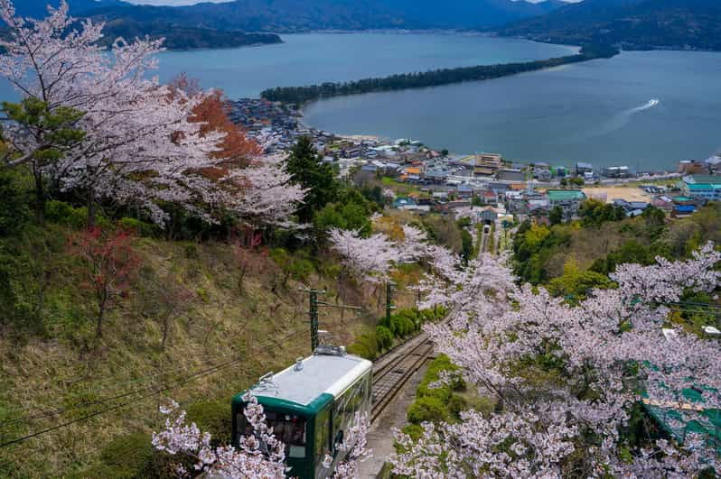 explore-amanohashidate-ine-bay-day-tour-from-osaka-2