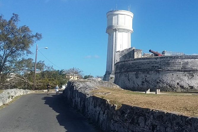 explore-and-taste-nassau