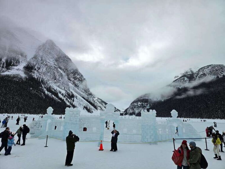 explore-banff-icefield-with-licenced-private-driver-guide