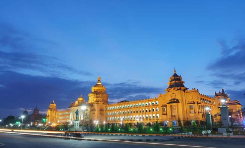 Explore Bangalore in Nightlights: Guided Tour by Foot - What Reviewers Say