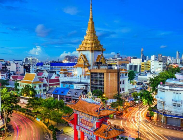 explore-bangkoks-hidden-alleys-night-street-market-sites