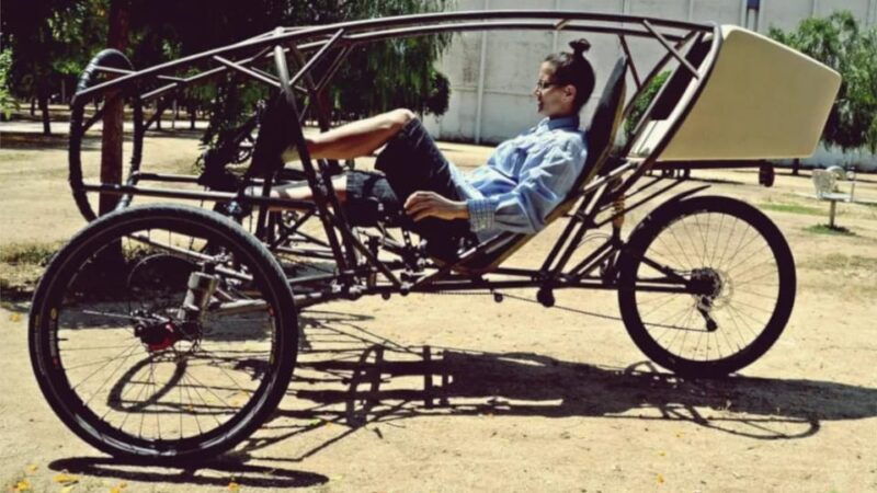 explore-barcelona-with-a-bicycle-builder